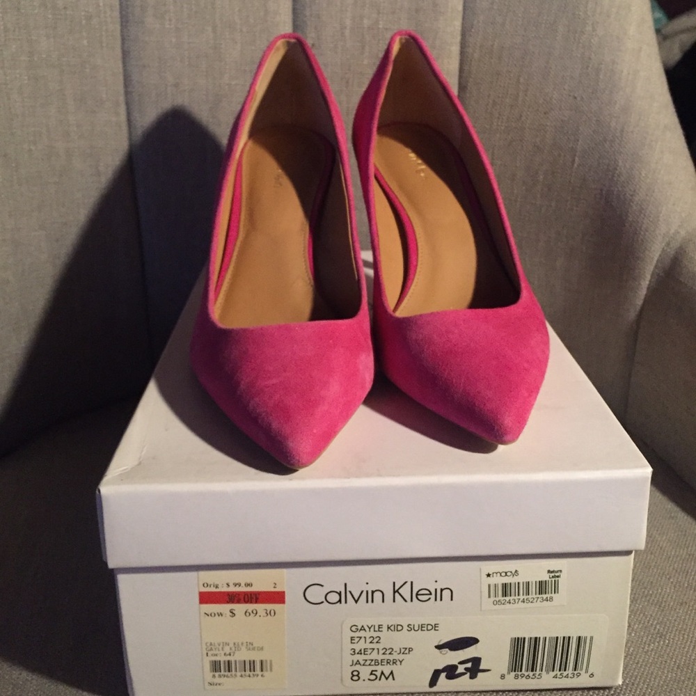 NWB Calvin Klein Shoes. Perfect for a night out💕